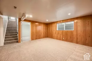 1556 E Petunia Way S, Sandy, UT 84092 - Photo 16
