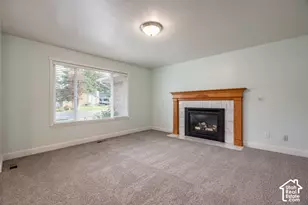 1556 E Petunia Way S, Sandy, UT 84092 - Photo 6