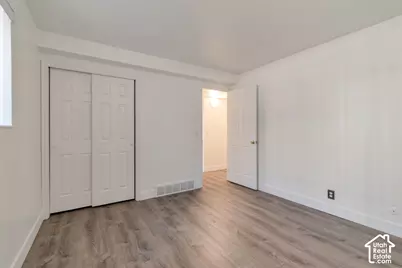 875 E Arrowhead Ln #13, Murray, UT 84107 - Photo 8