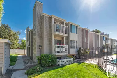875 E Arrowhead Ln #13, Murray, UT 84107 - Photo 12