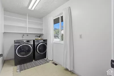 5580 S 3000 W, Roy, UT 84067 - Photo 12