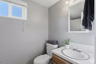5580 S 3000 W, Roy, UT 84067 - Photo 24