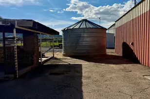 180 S 2500 W, Maeser, UT 84078 - Photo 44