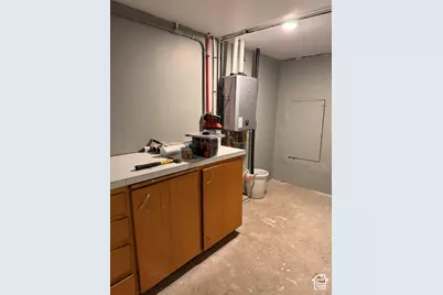 180 S 2500 W, Maeser, UT 84078 - Photo 38