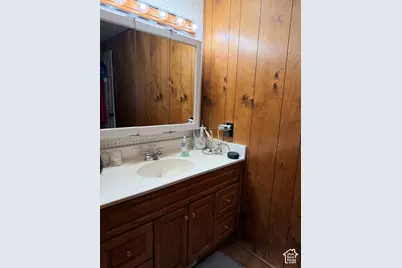 180 S 2500 W, Maeser, UT 84078 - Photo 16