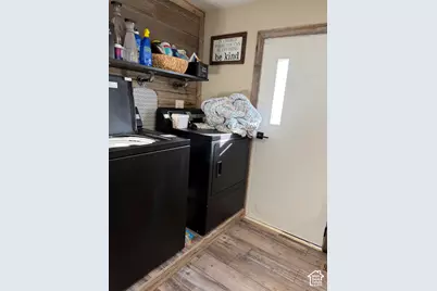 180 S 2500 W, Maeser, UT 84078 - Photo 24