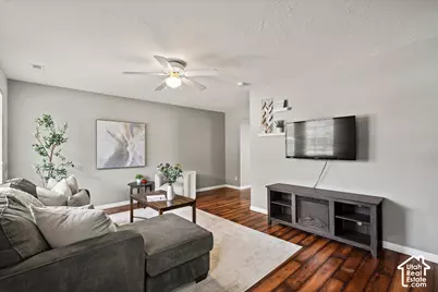 1032 Sara Ln, Ogden, UT 84404 - Photo 4