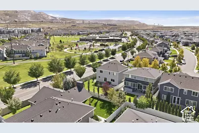 1008 W Lightfoot Way S, Bluffdale, UT 84065 - Photo 46