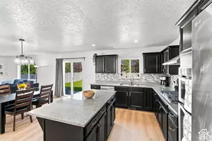 1008 W Lightfoot Way S, Bluffdale, UT 84065 - Photo 10