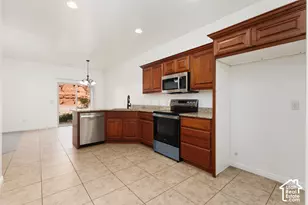 370 W Buena Blvd, Washington, UT 84780 - Photo 6