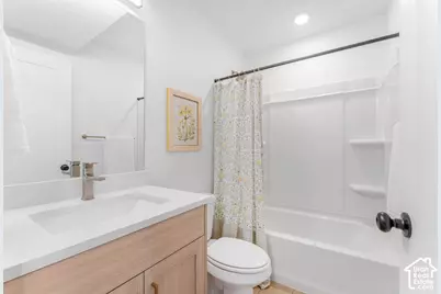 854 E Brookshade Ln #109, Murray, UT 84107 - Photo 4
