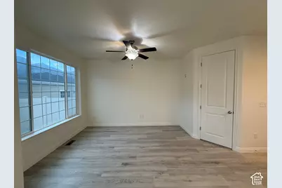 677 N 220 E, Salem, UT 84653 - Photo 20