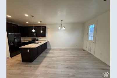 677 N 220 E, Salem, UT 84653 - Photo 4