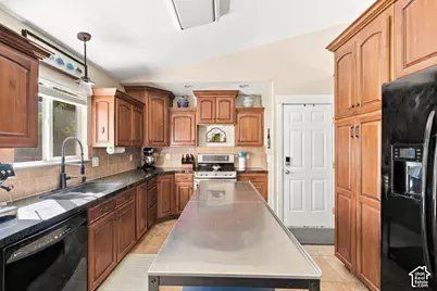 359 W 1420 S, Payson, UT 84651 - Photo 12