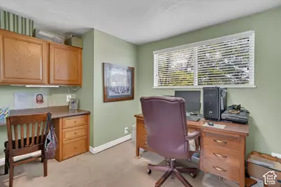 698 N Parkway Ave, Tooele, UT 84074 - Photo 8