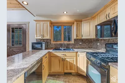 10320 N Eagle Way #119 E, Oakley, UT 84055 - Photo 4