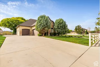 5545 Ponderosa Ln, Stansbury Park, UT 84074 - Photo 12