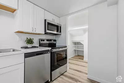 1010 E Sullivan Rd S, Ogden, UT 84403 - Photo 4