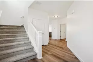 2592 N 2080 W, Clinton, UT 84015 - Photo 2