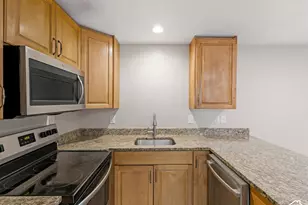 8354 S Oak Gate Dr W, West Jordan, UT 84081 - Photo 22