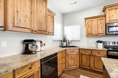 3034 S Edgewater Ln., Syracuse, UT 84075 - Photo 14