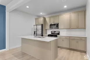6233 W South Jordan Parkway, South Jordan, UT 84009 - Photo 8