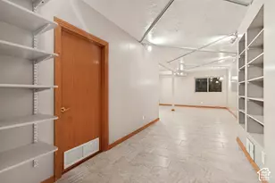 2457 S Scenic Dr, Salt Lake City, UT 84109 - Photo 40