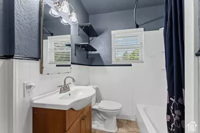 146 W 200 N, Springville, UT 84663 - Photo 16