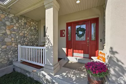 5058 S 1045 E, Murray, UT 84117 - Photo 8