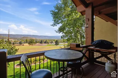 1082 N Turnberry Ct, Midway, UT 84049 - Photo 2