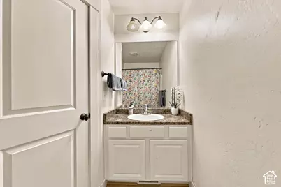 1058 E Garden Bend Pl S, Sandy, UT 84094 - Photo 12