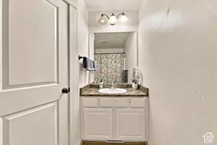 1058 E Garden Bend Pl S, Sandy, UT 84094 - Photo 12