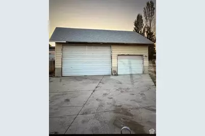 7544 S 3270 Ave W, West Jordan, UT 84084 - Photo 2