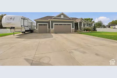 1007 N 1275 W, Farr West, UT 84404 - Photo 4