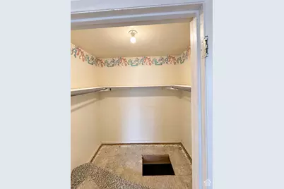 2389 S Keys St W, West Valley, UT 84119 - Photo 22
