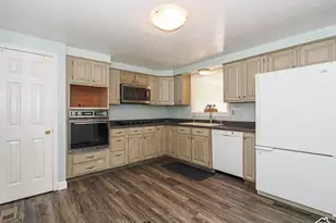 2653 W Hall Circle, Salt Lake City, UT 84119 - Photo 16