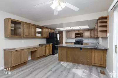 4044 S 600 W, Riverdale, UT 84405 - Photo 12
