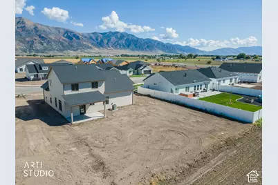 10307 N Vista Ln, Elwood, UT 84337 - Photo 44