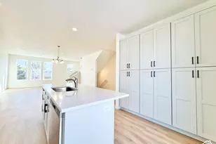 1650 N Main St, Layton, UT 84041 - Photo 6