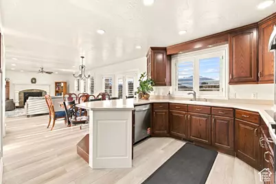 14611 S 2700 W, Bluffdale, UT 84065 - Photo 10