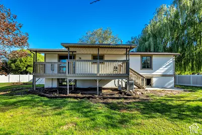 438 S 450 W, Layton, UT 84041 - Photo 20