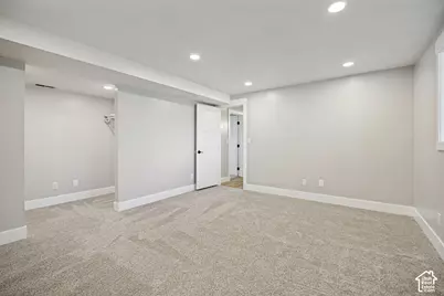 438 S 450 W, Layton, UT 84041 - Photo 16