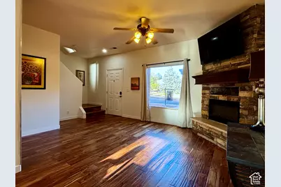 300 E 300 N #I6, Kanab, UT 84741 - Photo 4