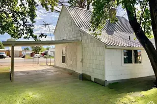 75 E 400 S, Richfield, UT 84701 - Photo 4