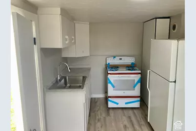 75 E 400 S, Richfield, UT 84701 - Photo 20