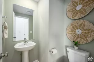 1647 W Viola Ln, Saratoga Springs, UT 84005 - Photo 8