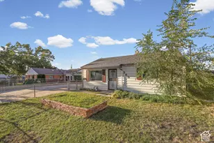 363 Highland Dr, Tooele, UT 84074 - Photo 2