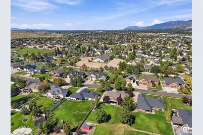 1737 W Ranch Rd N, Farmington, UT 84025 - Photo 4