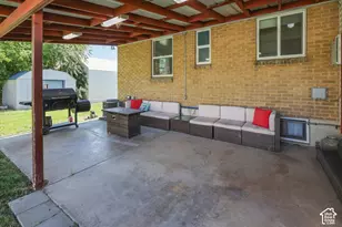 190 Ross Dr, Clearfield, UT 84015 - Photo 34