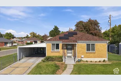 190 Ross Dr, Clearfield, UT 84015 - Photo 2